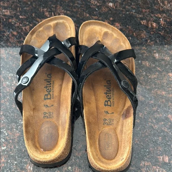 Betula by Birkenstock Vinha Black Patent Sandals L8 - Picture 3 of 8